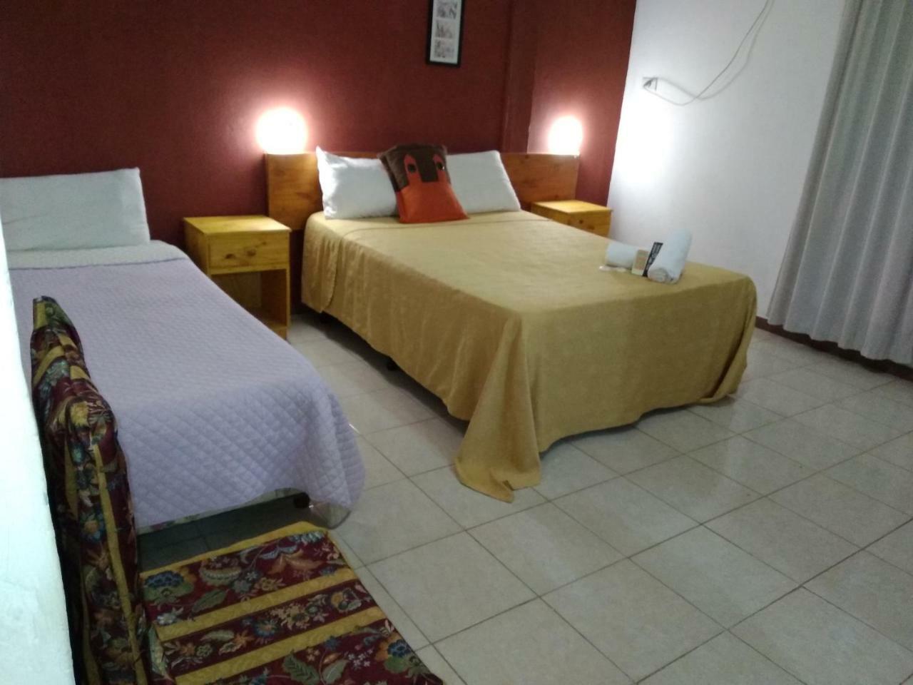 Petit Hotel Panambi Пуэрто-Игуасу Экстерьер фото
